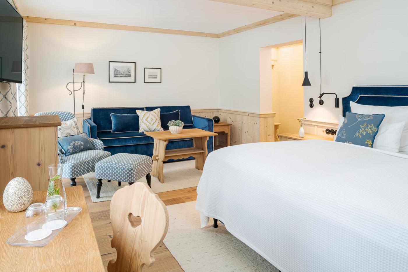 Hotel Gut Ising キーミング エクステリア 写真