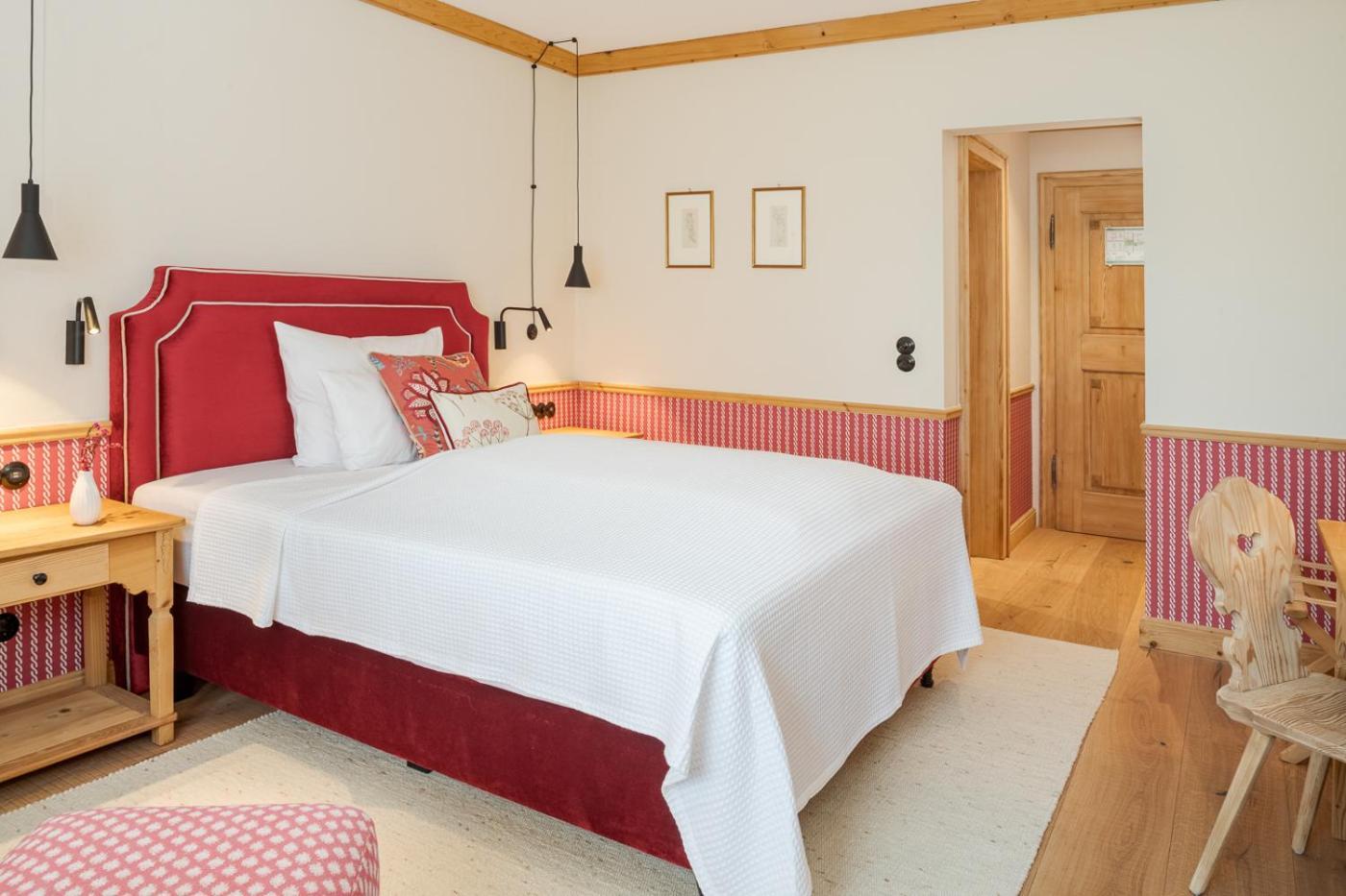 Hotel Gut Ising キーミング エクステリア 写真